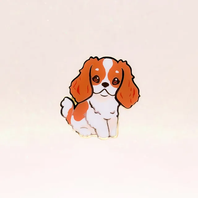 miamouz-enamel-pins-cavalier-spaniel-emaille-pin-hund-gold image 1