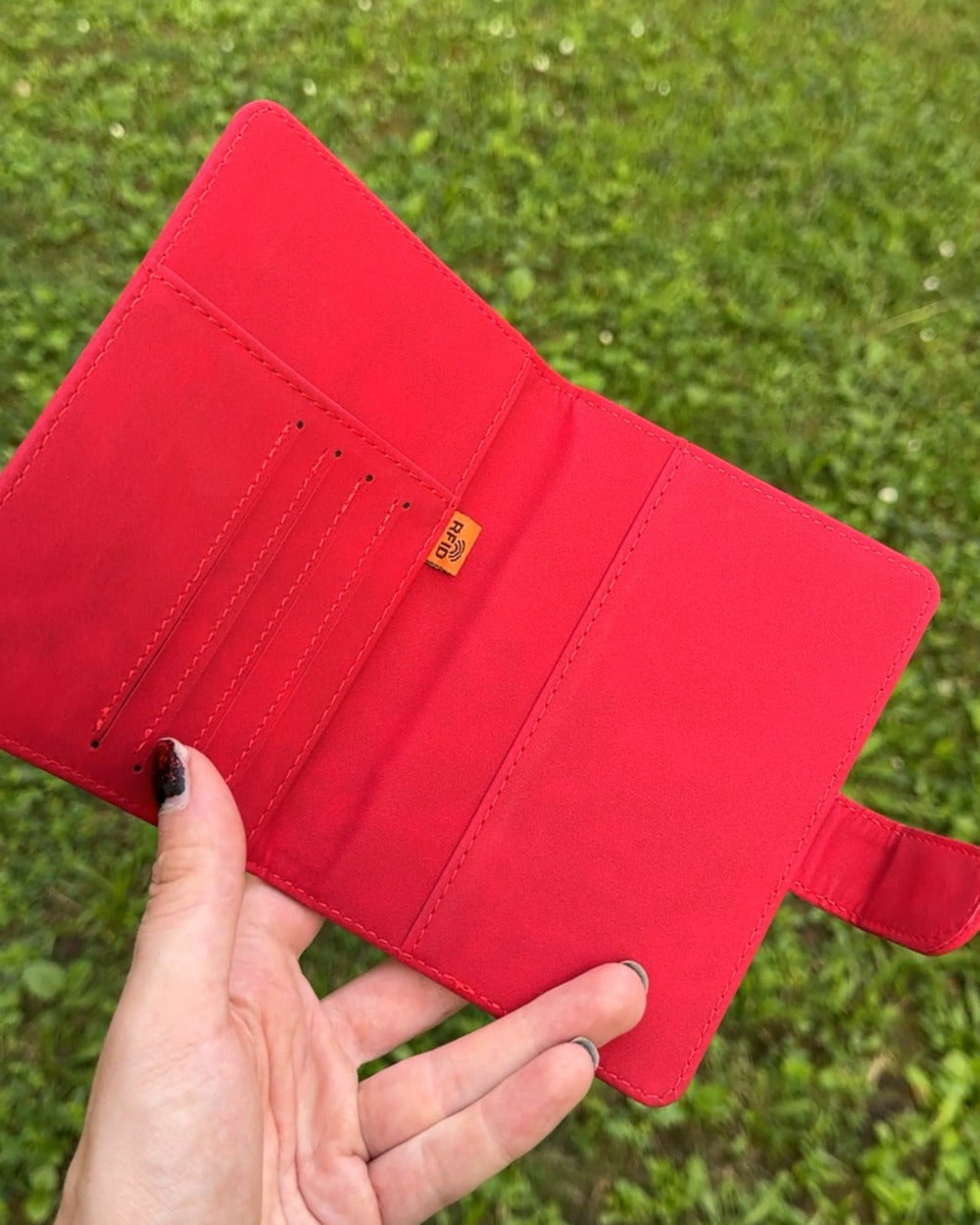 kabujiro-bags-japan-travels-reisepass-h-lle-rot-shiba image 3