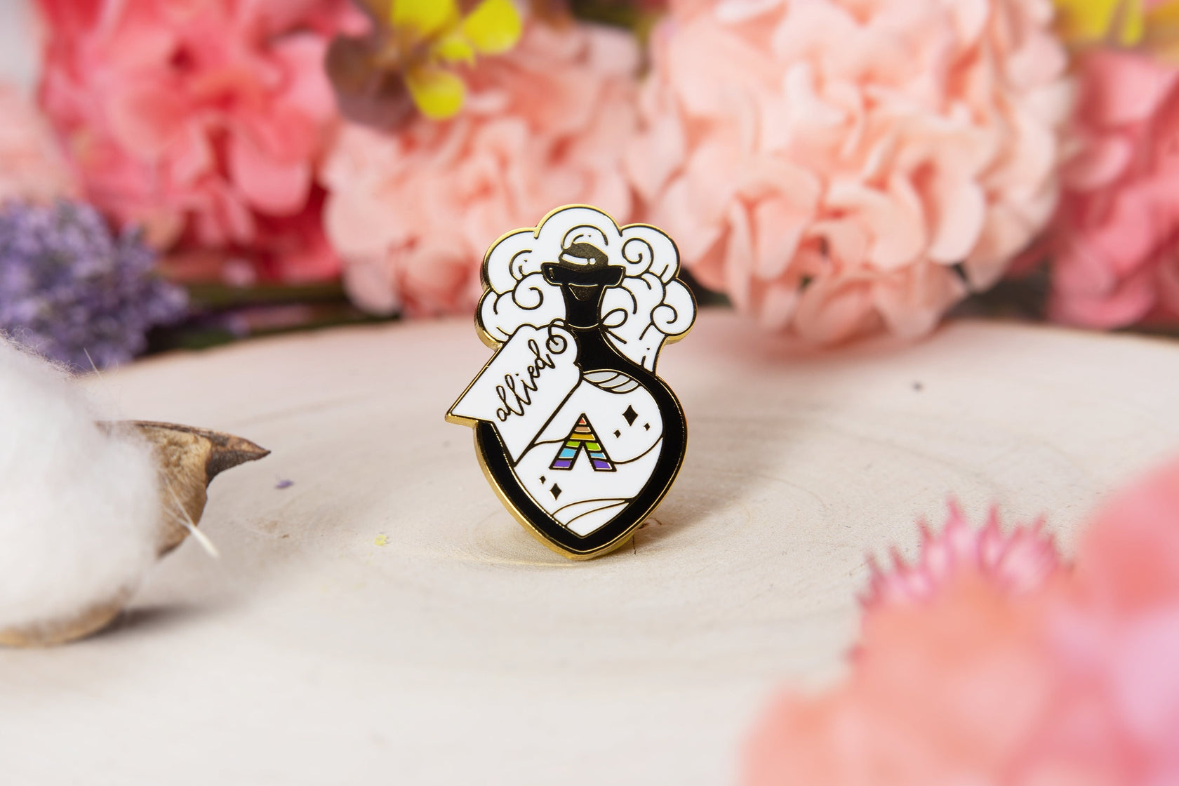 miamouz-allied-flag-pride-potion-emaille-pin-regenbogen-35mm image 4
