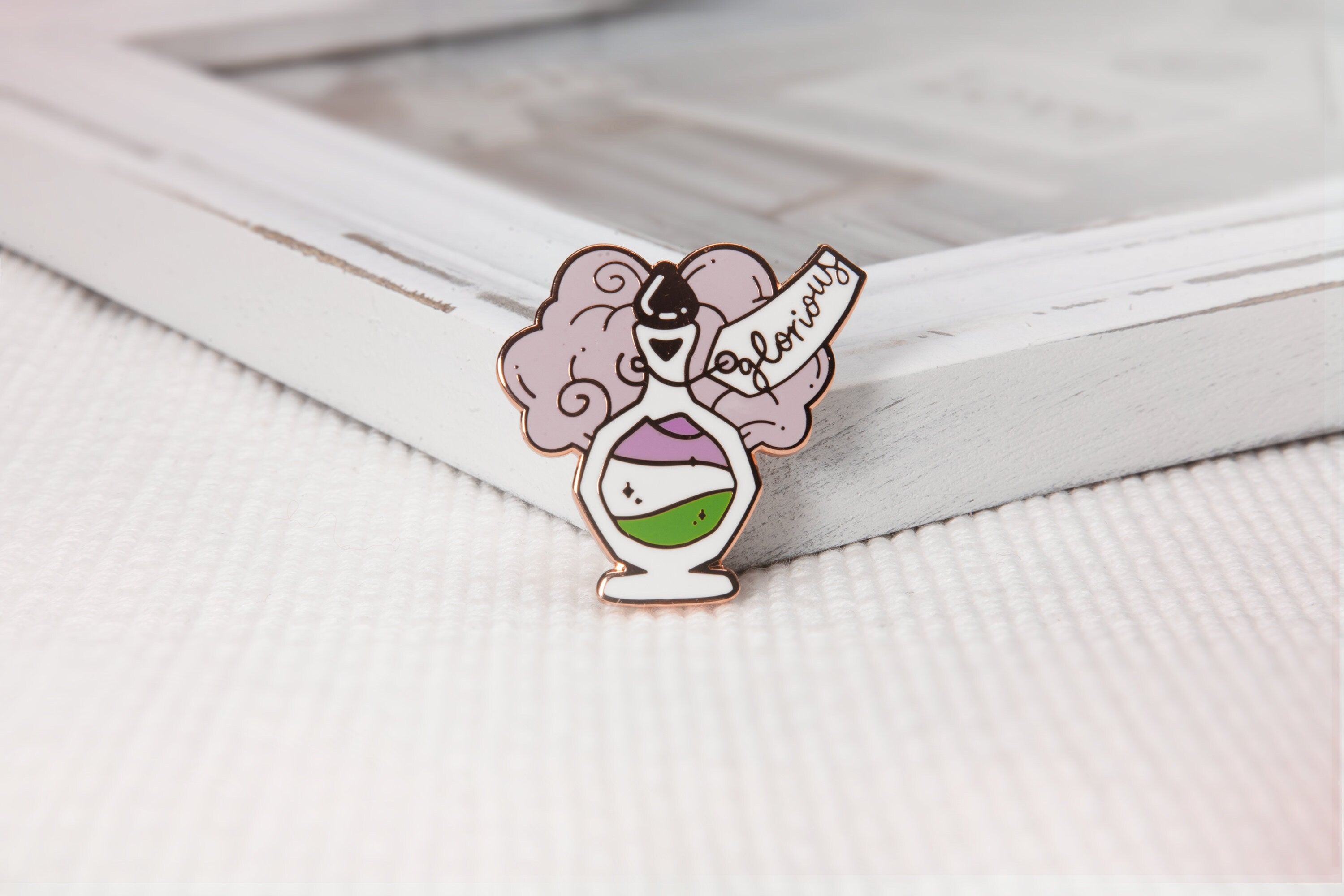 miamouz-enamel-pins-genderqueer-pride-potion-lgbtq-pin-gold image 3