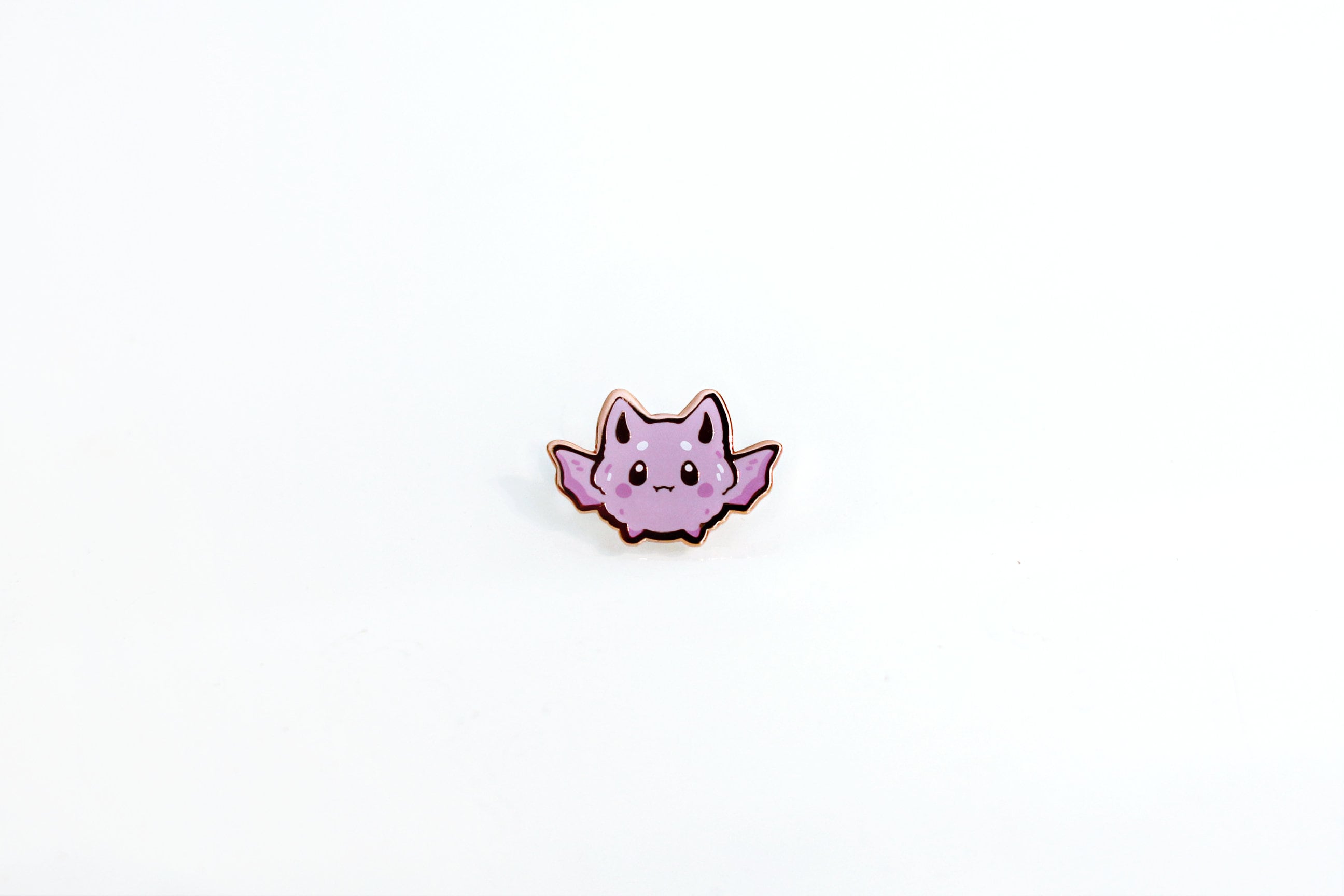 miamouz-tiny-cute-bat-emaille-pin-fledermaus-mini image 2