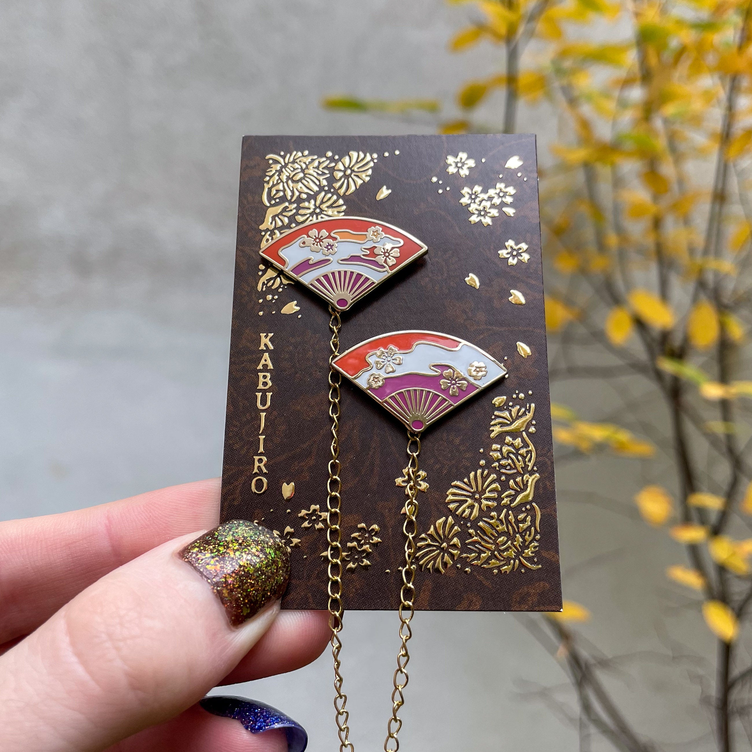 kabujiro-fans-lesbian-pride-f-cher-anstecker-kragen-pin-set-gold image 2