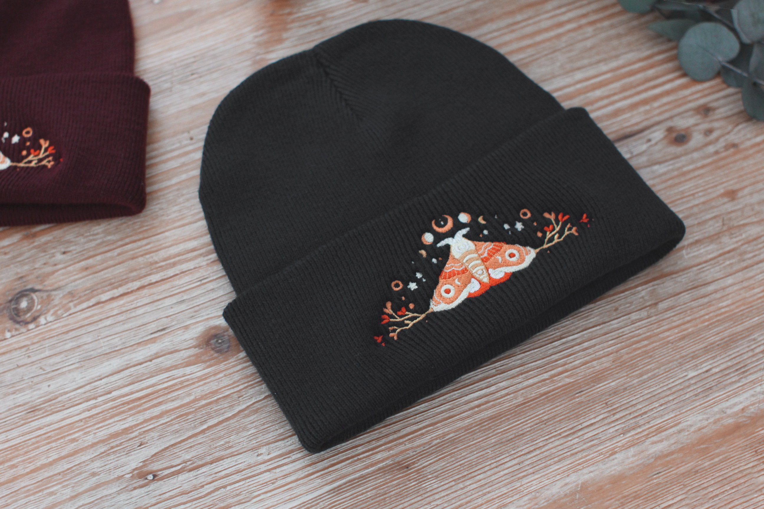 miamouz-beanies-moon-moth-m-tze-schwarz-ein-gr-e image 3