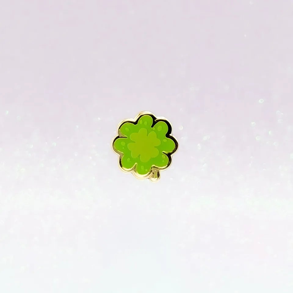 miamouz-lucky-clover-mini-emaille-pin-kleeblatt-15-mm image 1