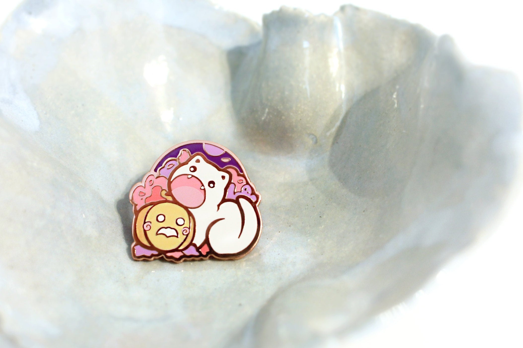 miamouz-halloween-katze-emaille-pin-k-rbis-orange-30mm image 1