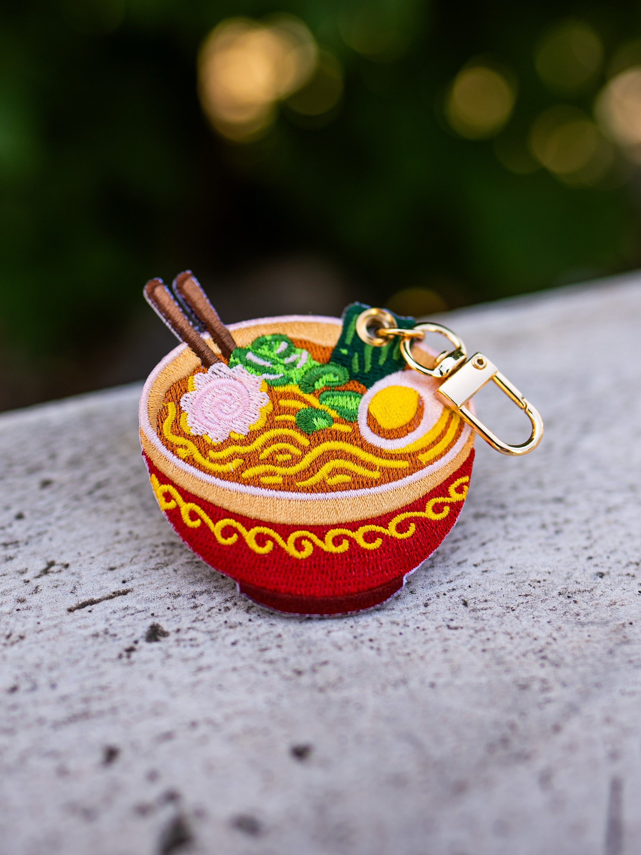 kabujiro-charms-ramen-bowl-schl-sselanh-nger-gestickt image 1