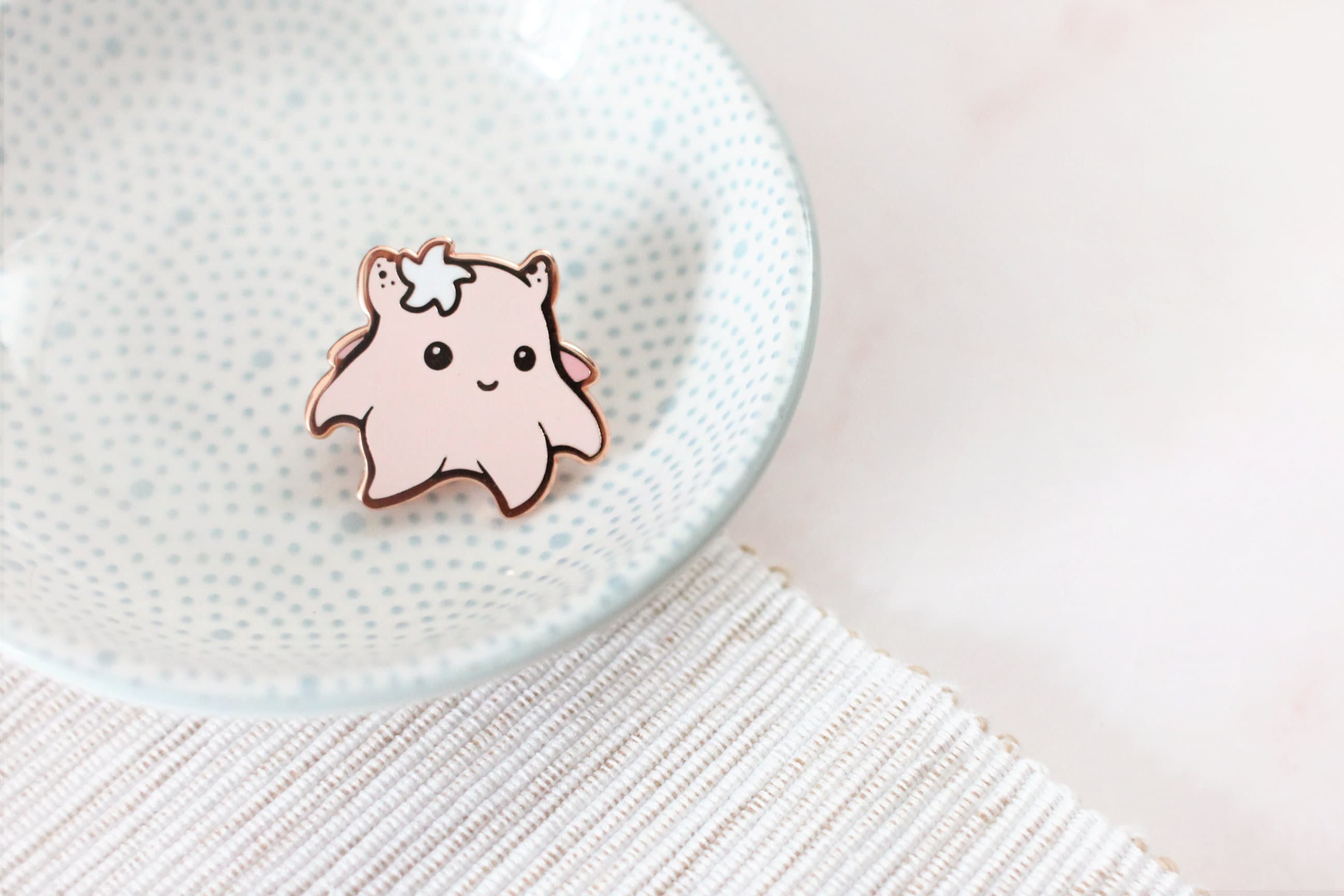 miamouz-dumbo-octopus-emaille-pin-oktopus-rosa image 2