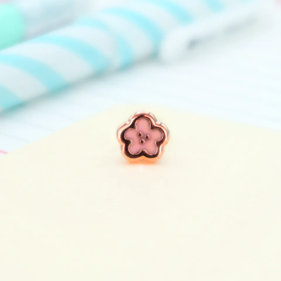 miamouz-tiny-sakura-emaille-mini-pin-rosa-7mm image 1