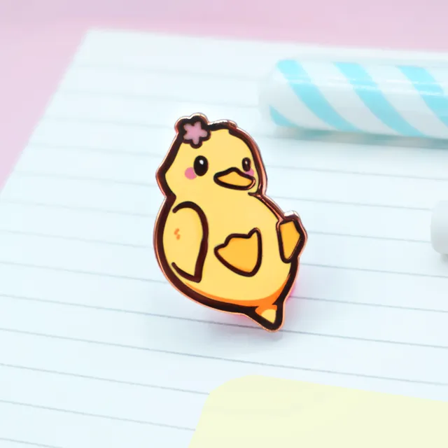 miamouz-duck-flower-emaille-pin-gelbe-ente image 1