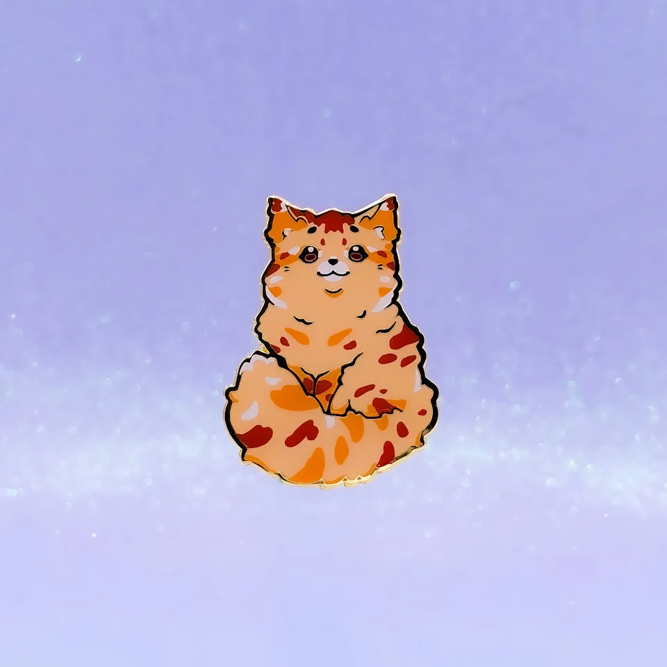 miamouz-maine-coon-red-tabby-emaille-pin-katze image 1