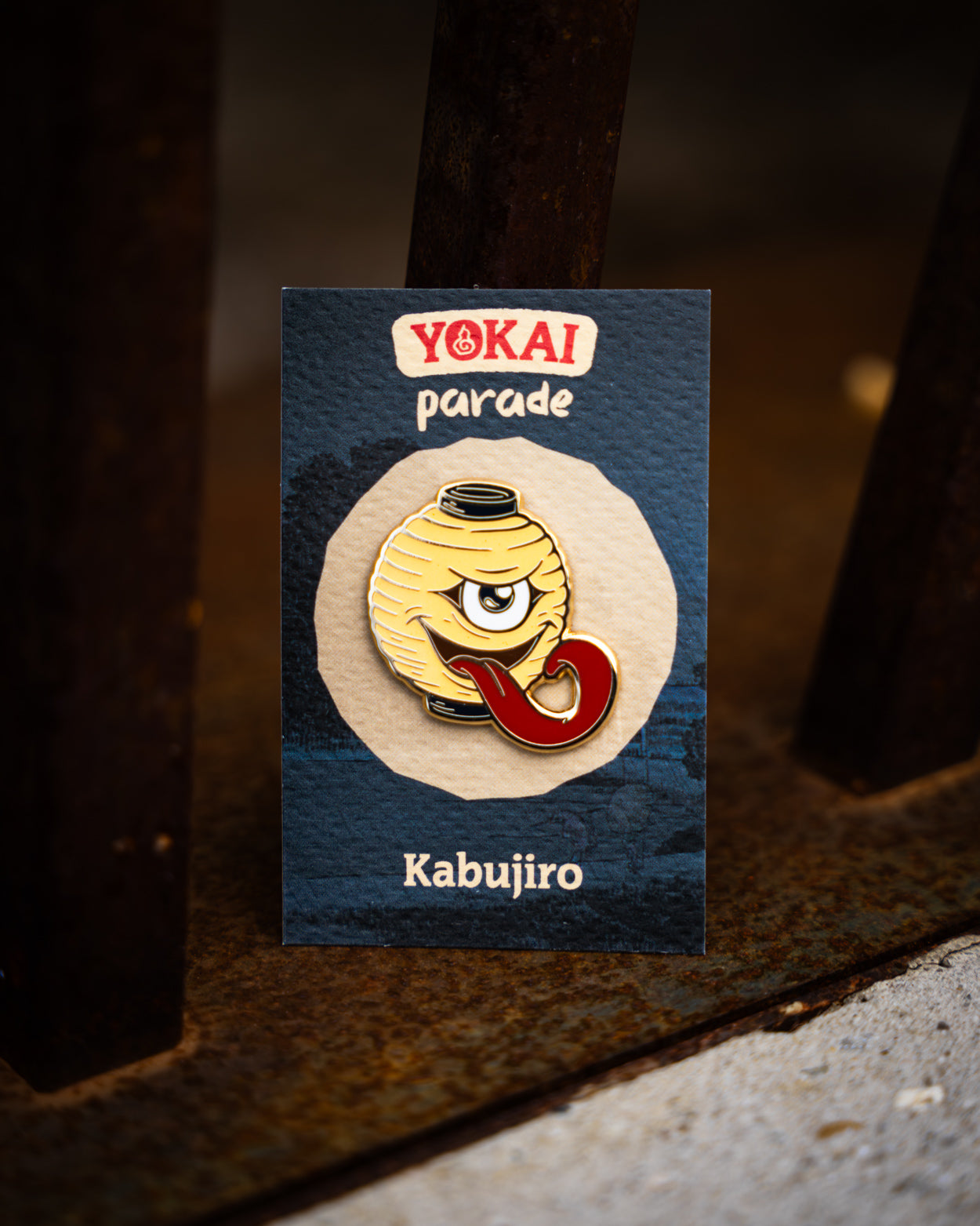kabujiro-ch-chin-obake-yokai-parade-pin-nachtleuchtend image 2