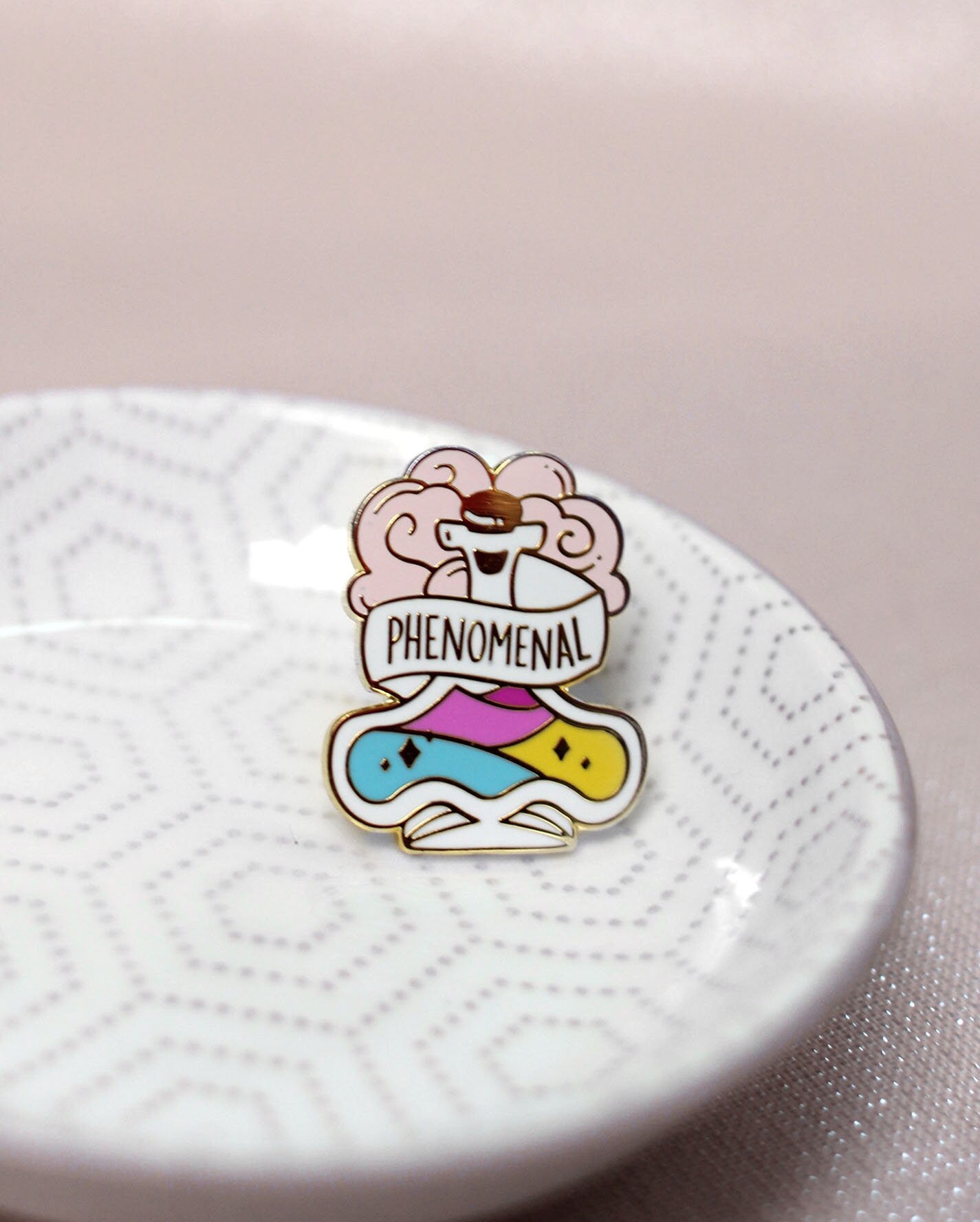 miamouz-pan-flag-pride-potion-emaille-pin-normal-gold image 2