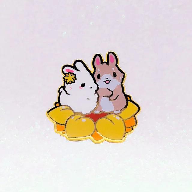miamouz-enamel-pins-sunflower-bunnies-hasen-pin-gold-38mm image 1