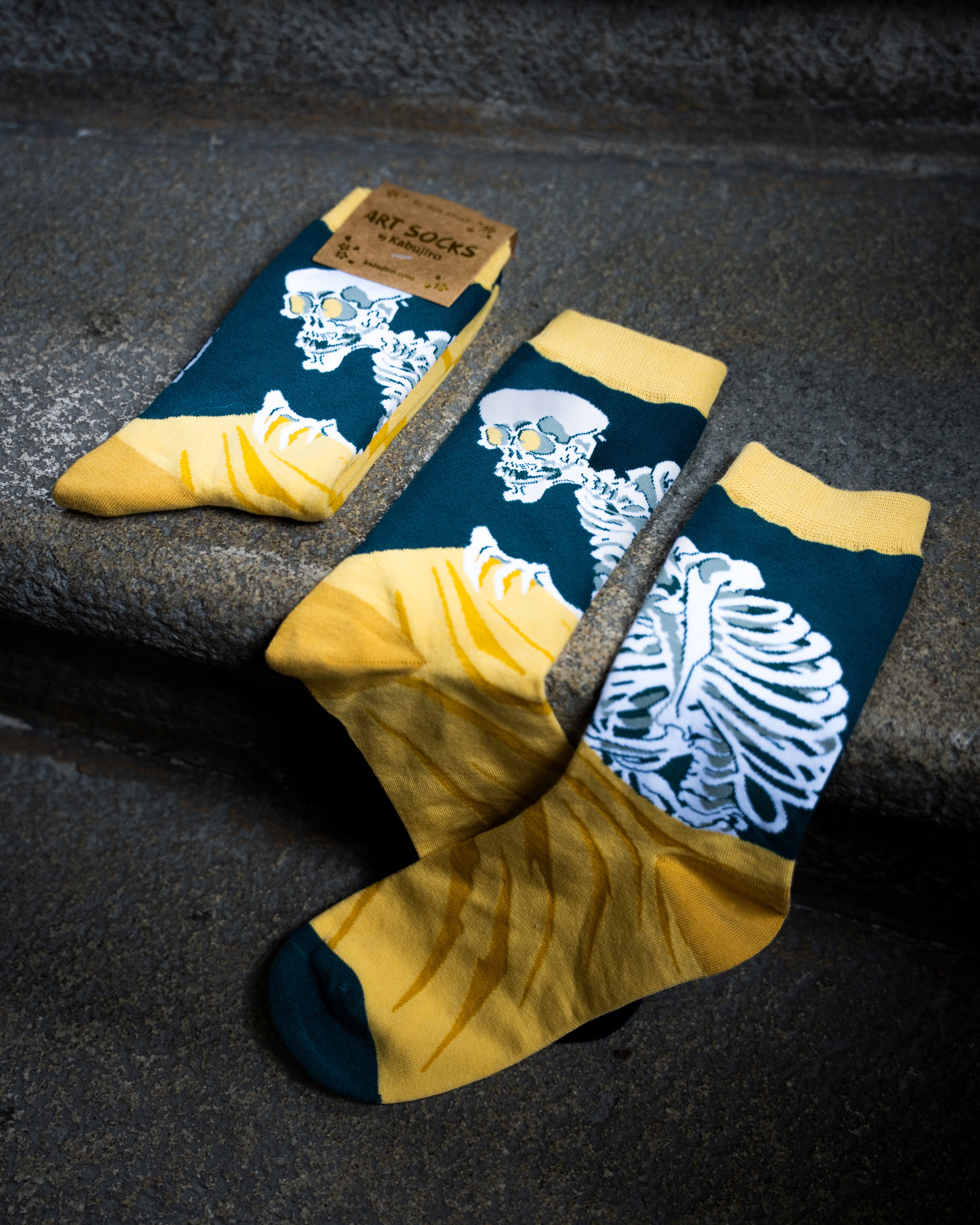 kabujiro-socks-ukiyo-e-skeleton-art-socken-37-44 image 2