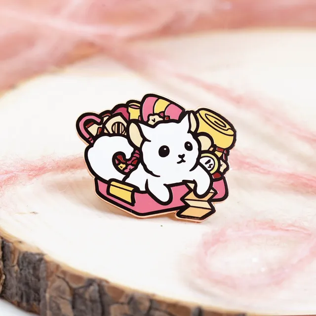 miamouz-enamel-pins-chinchilla-abenteuer-emaille-pin-37mm image 1