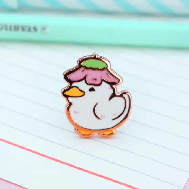 miamouz-flower-duck-emaille-pin-ente-rosegold-24mm image 1