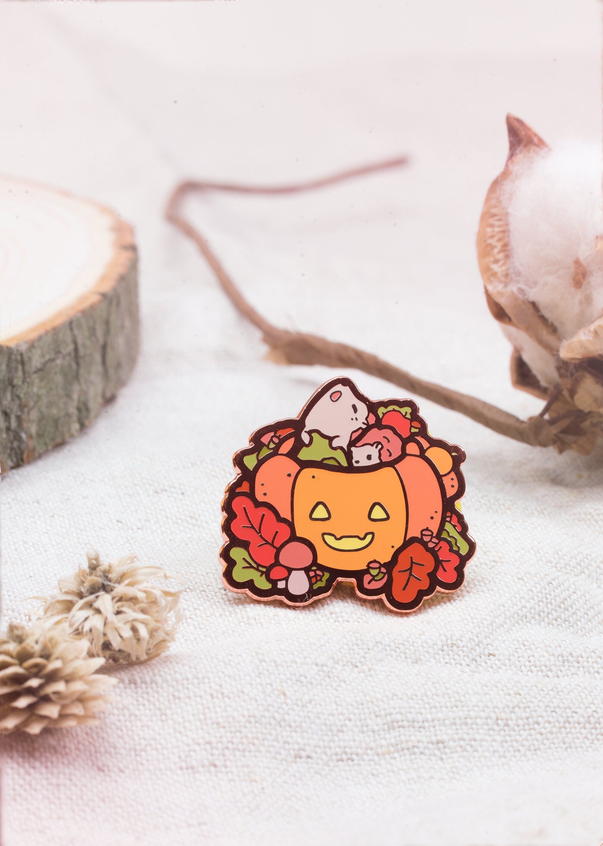 miamouz-enamel-pins-cozy-hedgehogs-emaille-pin-herbst image 4
