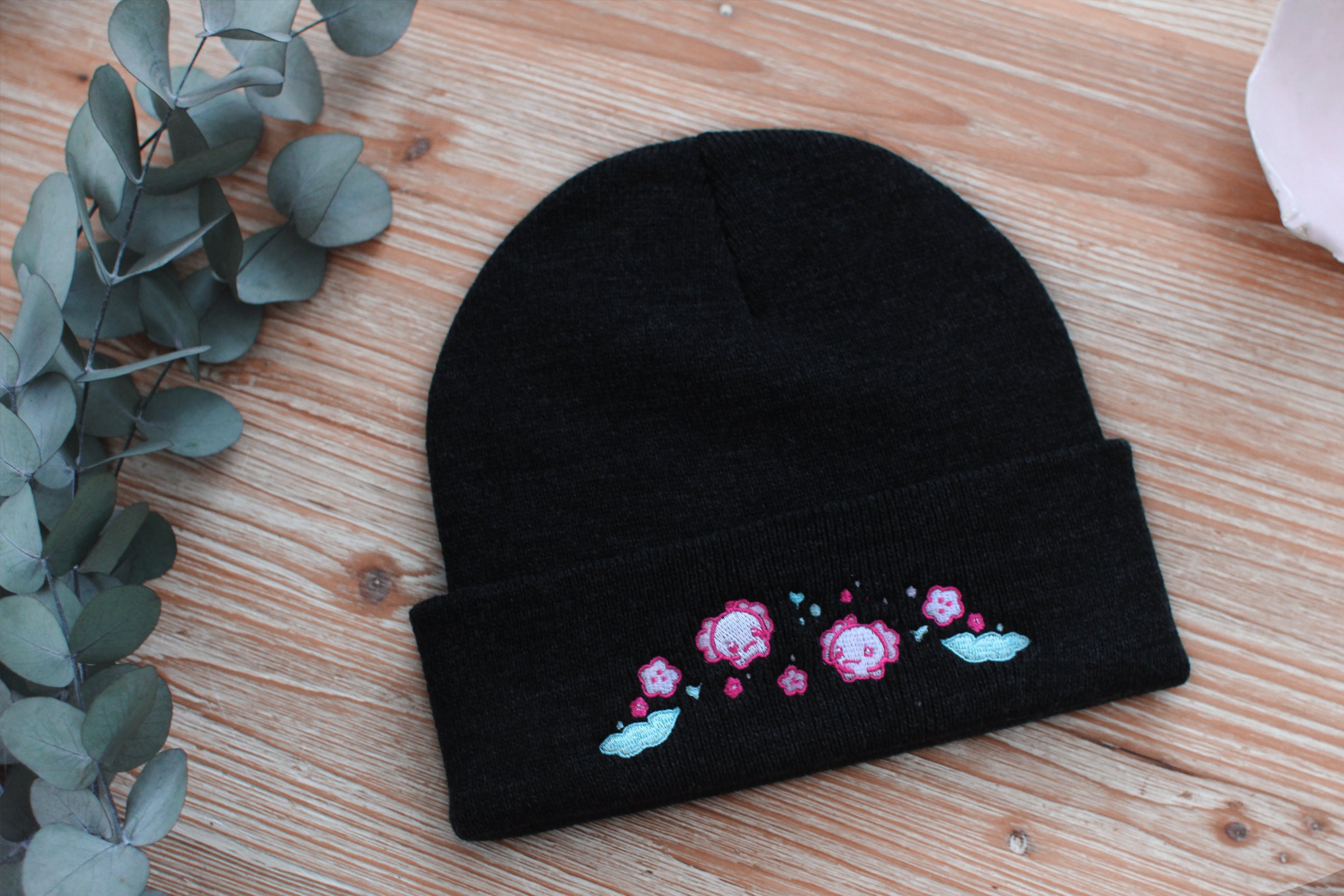 miamouz-axolotl-beanie-m-tze-schwarz-bestickt image 2