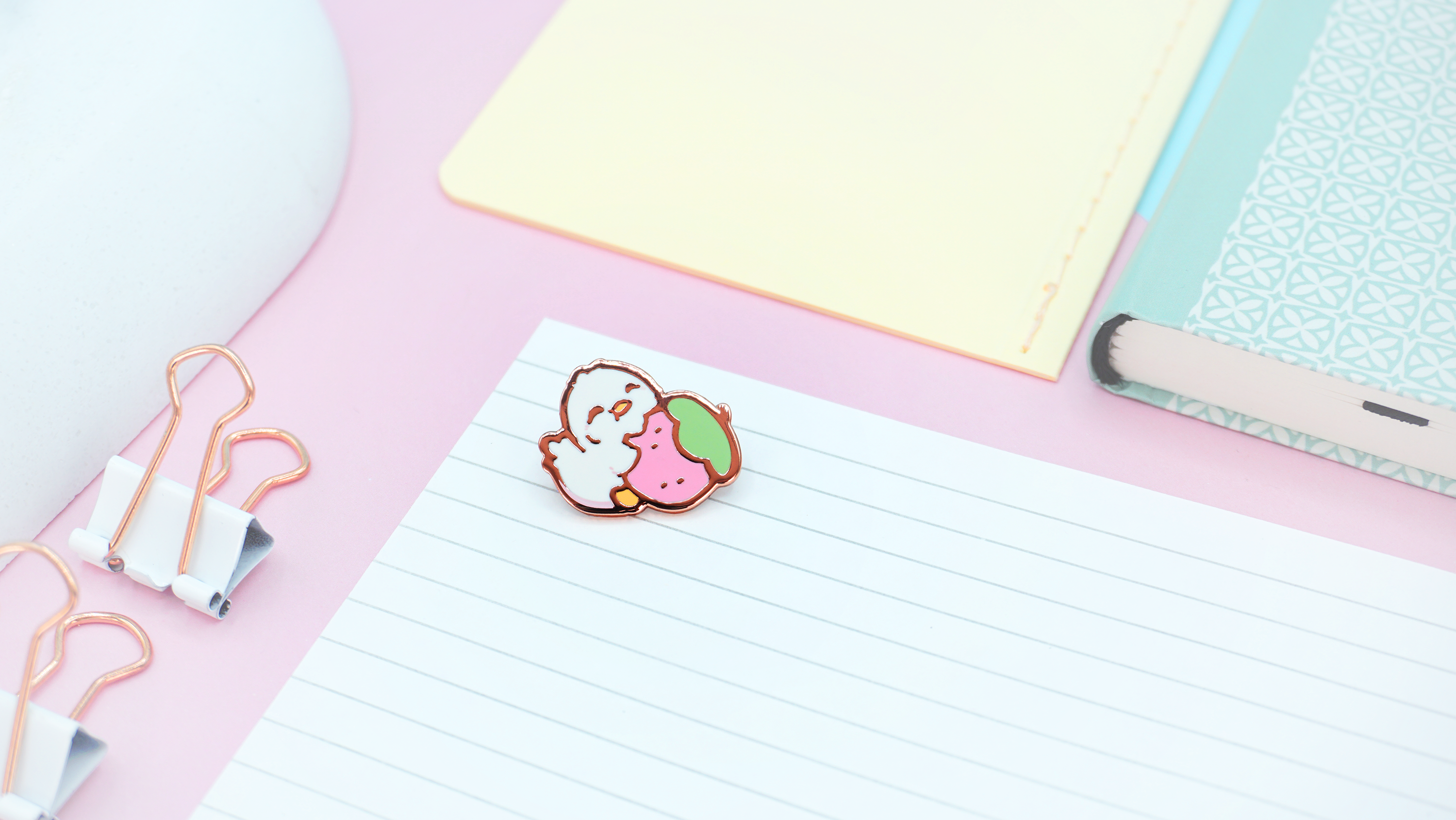 miamouz-enamel-pins-munching-duck-emaille-pin-normal-quality image 2