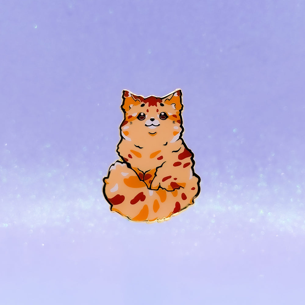 miamouz-maine-coon-red-tabby-emaille-pin-katze image 1