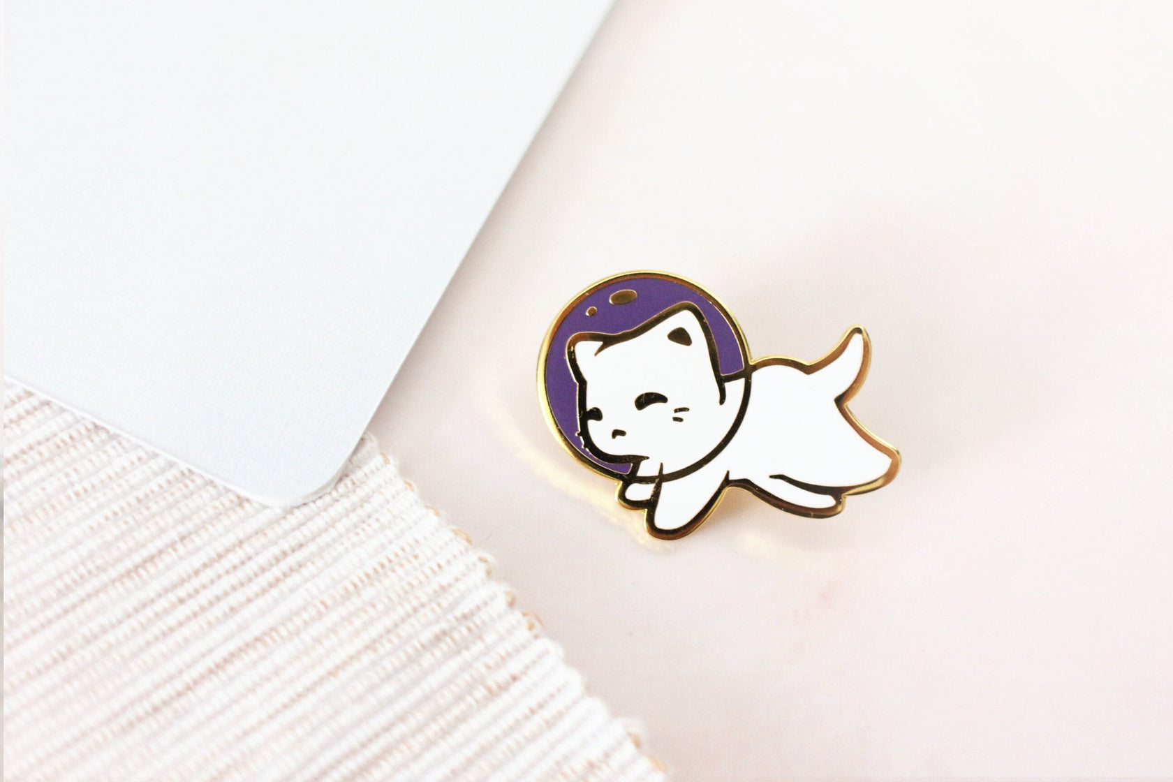 miamouz-cat-in-space-emaille-pin-katzen-anstecker-normal-quality image 6