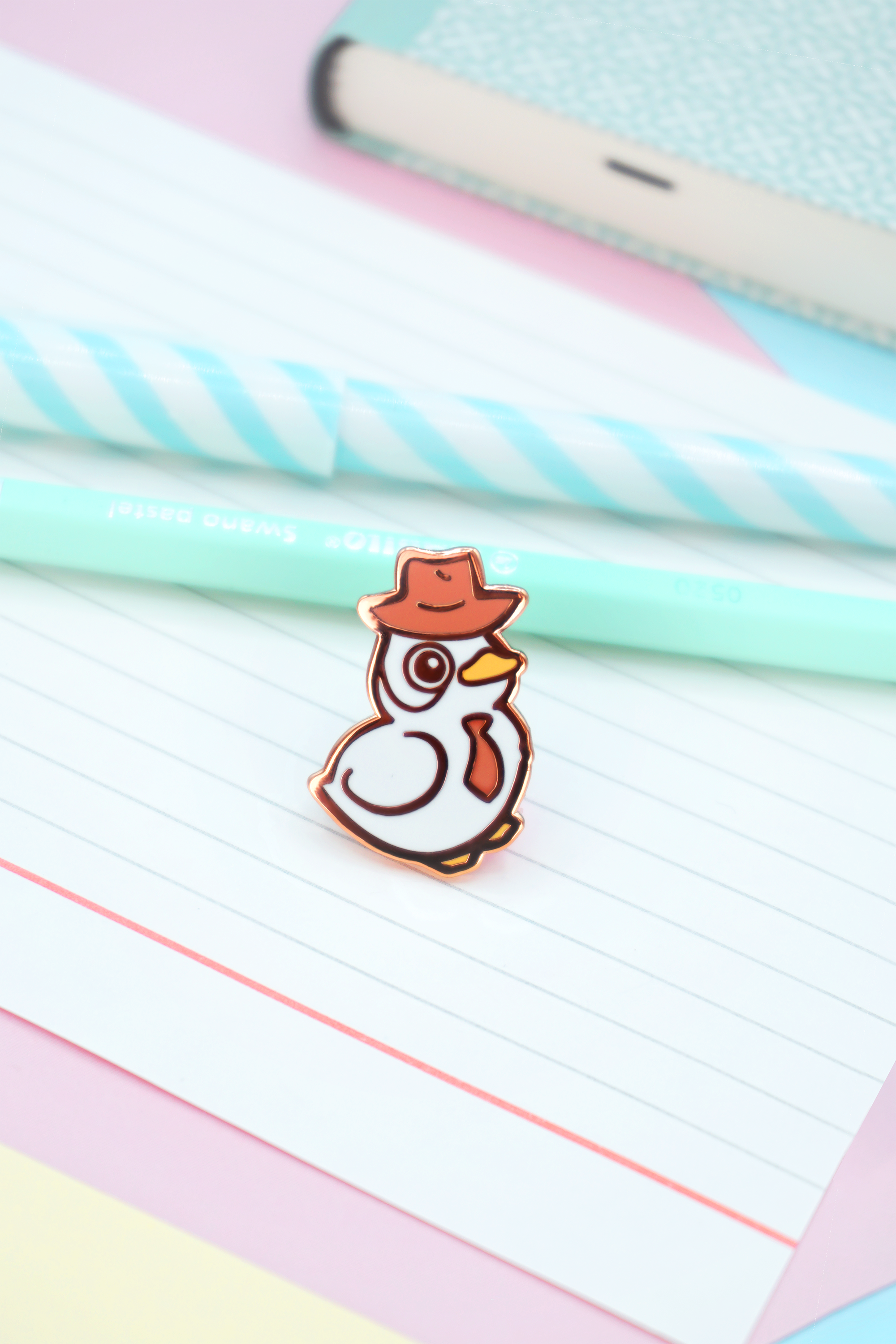 miamouz-duck-detective-emaille-pin-ente-mit-hut-27mm image 2