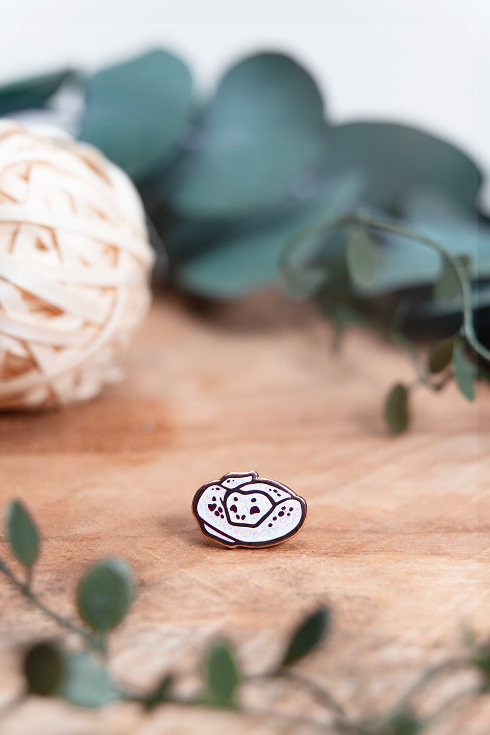 miamouz-sleepy-snake-emaille-pin-glitzer-13-mm image 3