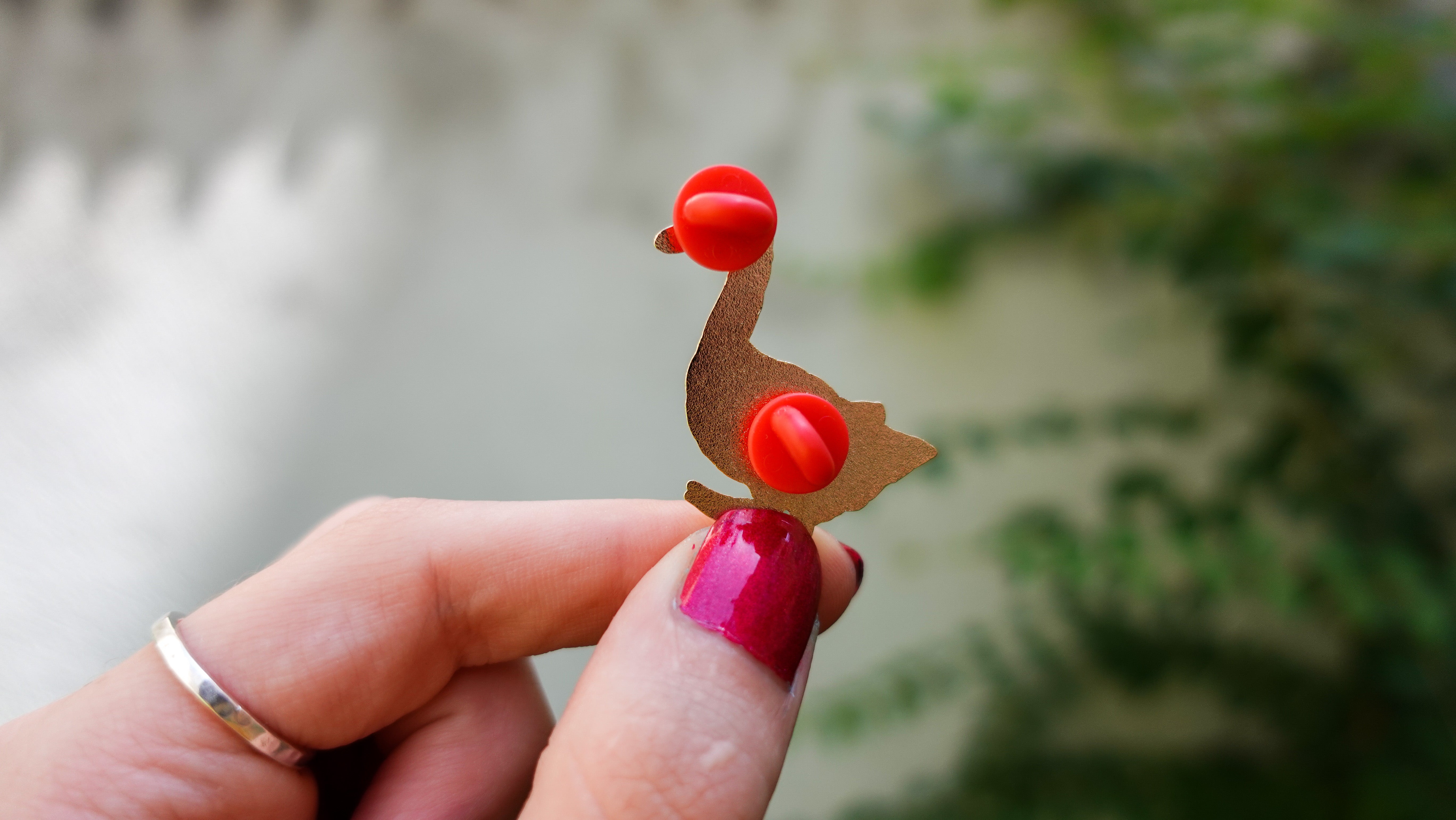 kabujiro-enamel-pins-ukiyo-e-goose-emaille-pin-schwarz-40-mm-gans image 6