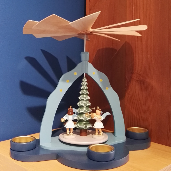 blank-weihnachtspyramiden-holzpyramide-mit-engeln image 1