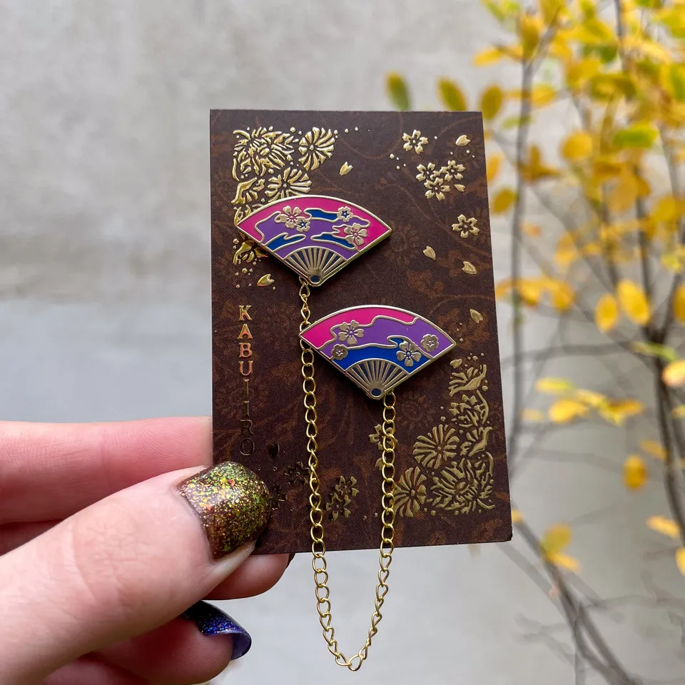 kabujiro-bisexual-pride-fans-f-cher-kragen-pin-set-gold image 1
