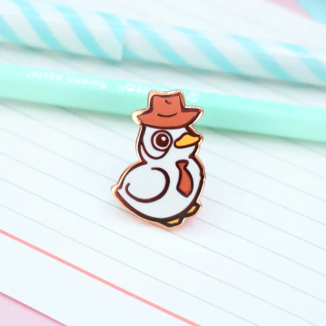 miamouz-duck-detective-emaille-pin-ente-mit-hut-27mm image 1