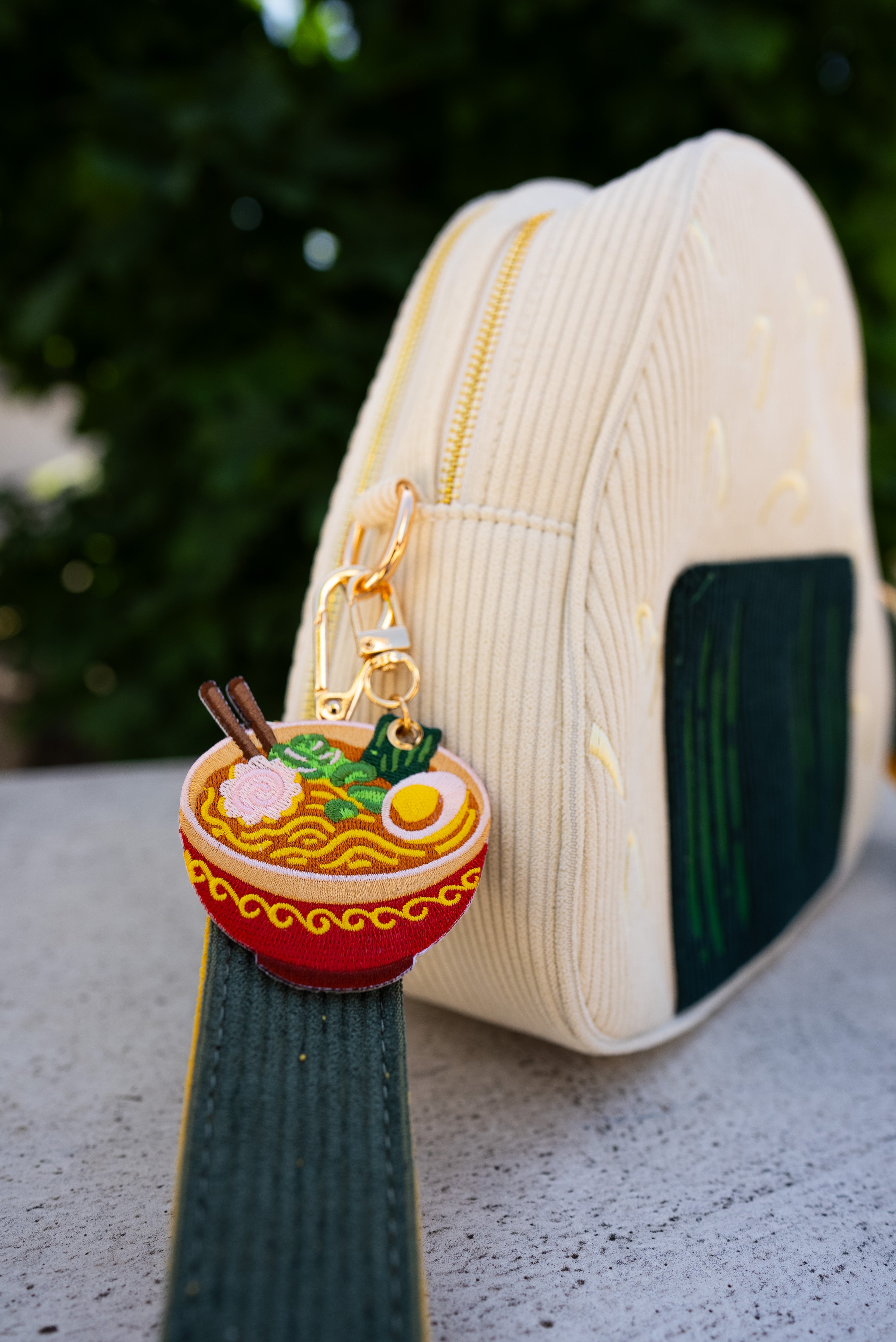 kabujiro-charms-ramen-bowl-schl-sselanh-nger-gestickt image 3