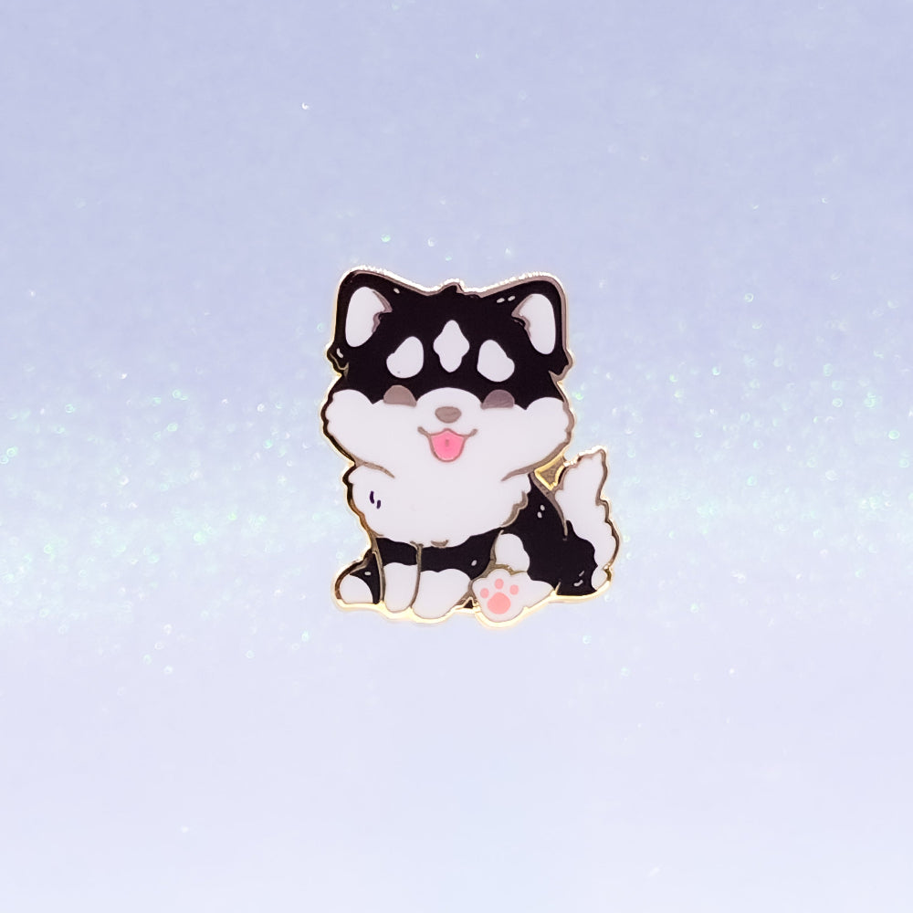 miamouz-husky-alaskan-malamute-emaille-pin-schwarz-wei image 1