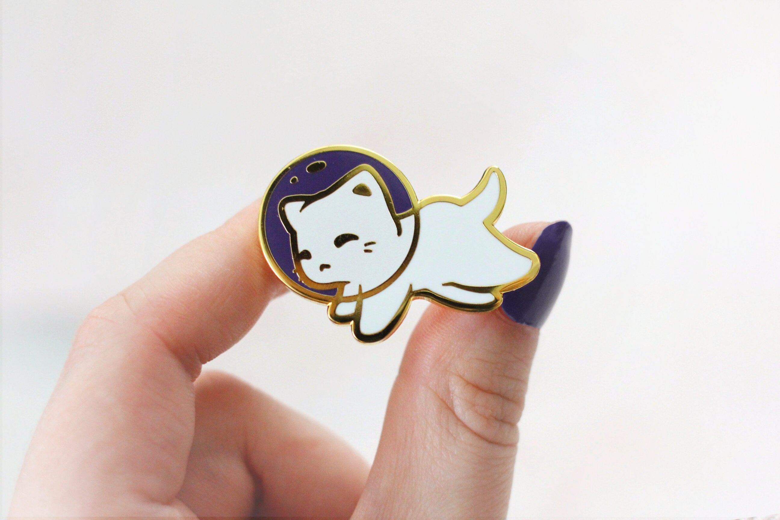 miamouz-cat-in-space-emaille-pin-katzen-anstecker-normal-quality image 3