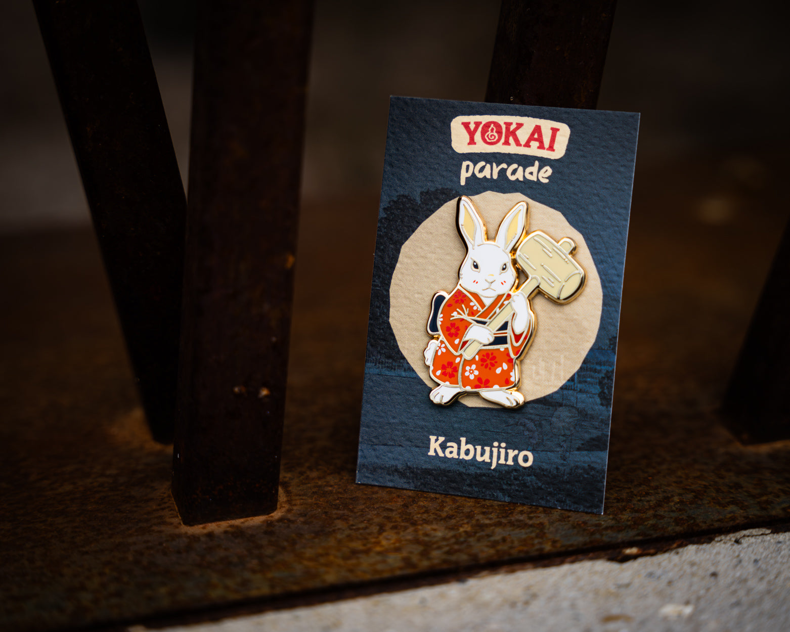 kabujiro-enamel-pins-rabbit-yokai-parade-emaille-pin-kimono image 2